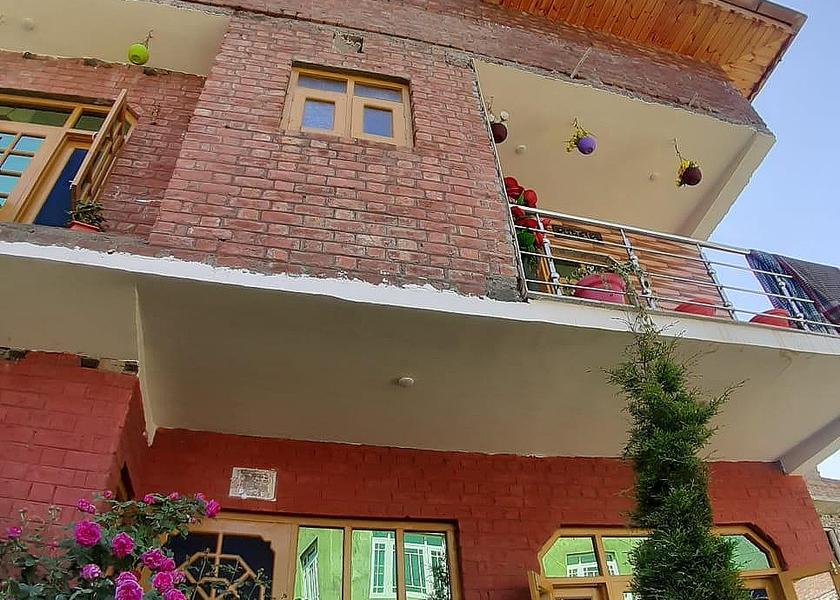 Jammu and Kashmir Srinagar Exterior view