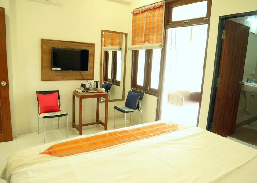 Madhya Pradesh Maheshwar 1025