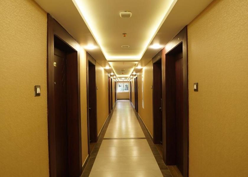 Kerala Guruvayur Public Areas