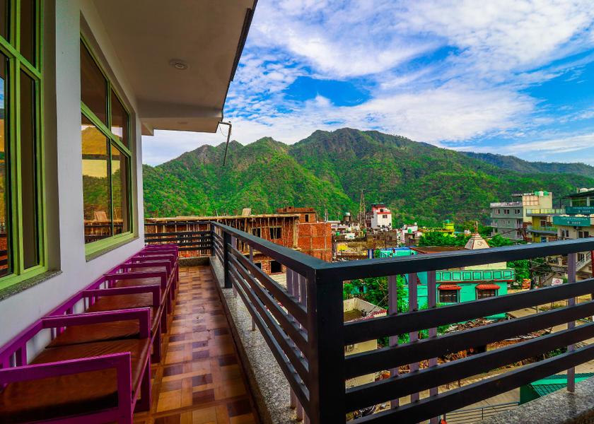 Uttarakhand Rishikesh balcony/terrace