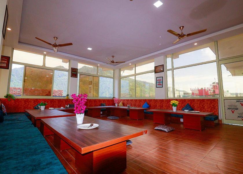 Uttarakhand Rishikesh Public Areas