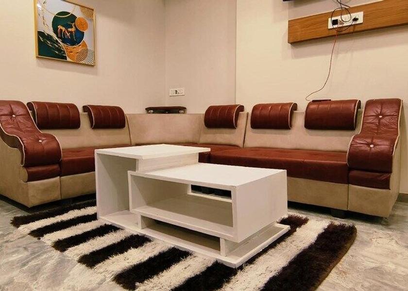 Gujarat Vadodara Food & Dining