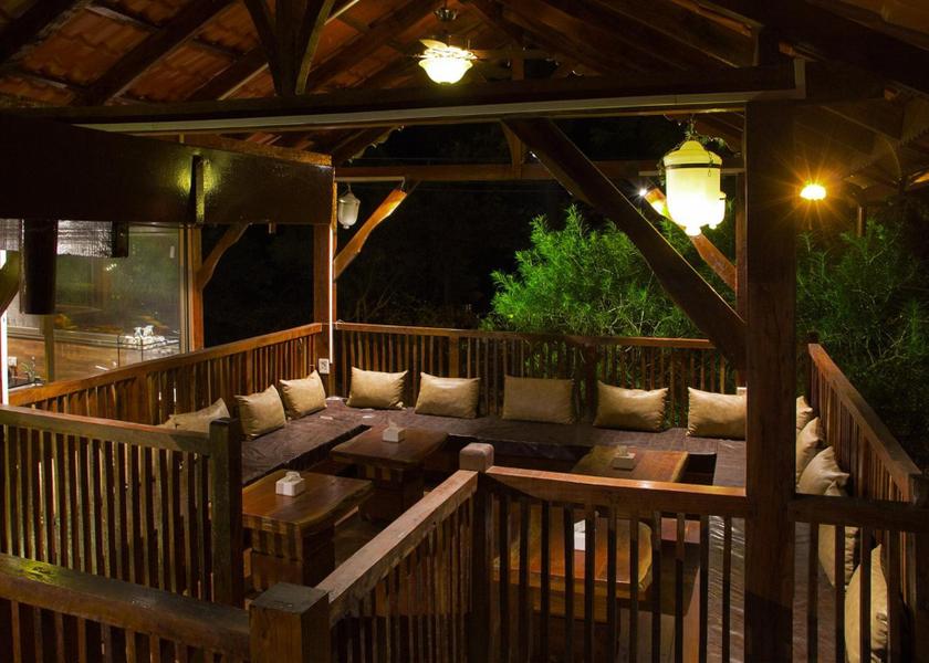 Maharashtra Panchgani bar/lounge