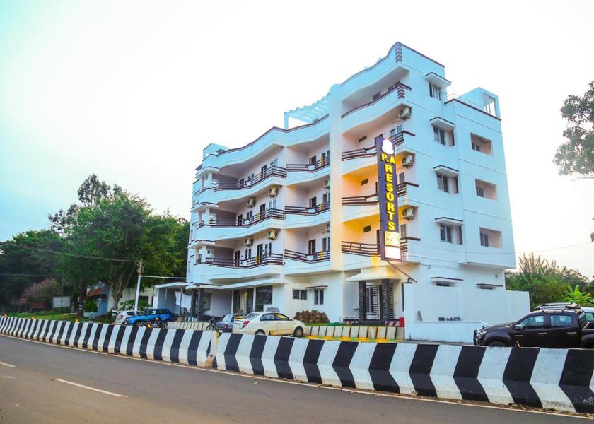 Tamil Nadu Yelagiri restaurant
