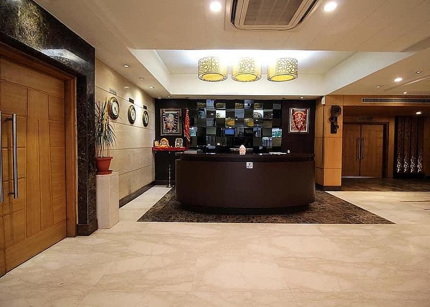 Delhi Delhi Public Areas