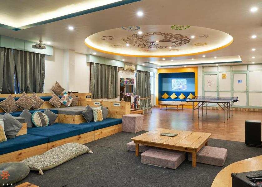 Uttarakhand Rishikesh shared lounge/tv area