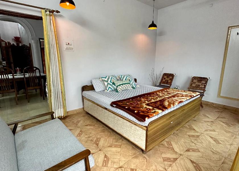 Himachal Pradesh Dharamshala 3-Bedroom Apartment with Terrace
