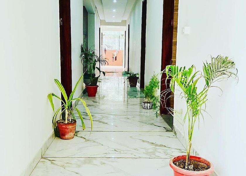Uttar Pradesh Noida lobby