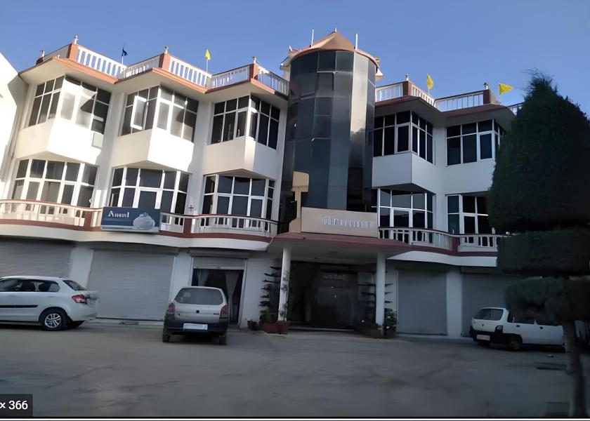 Uttarakhand Chamba Exterior view