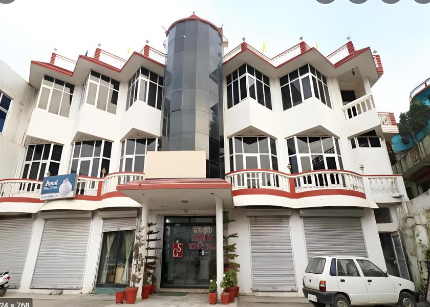 Uttarakhand Chamba Premium Room with King Bed