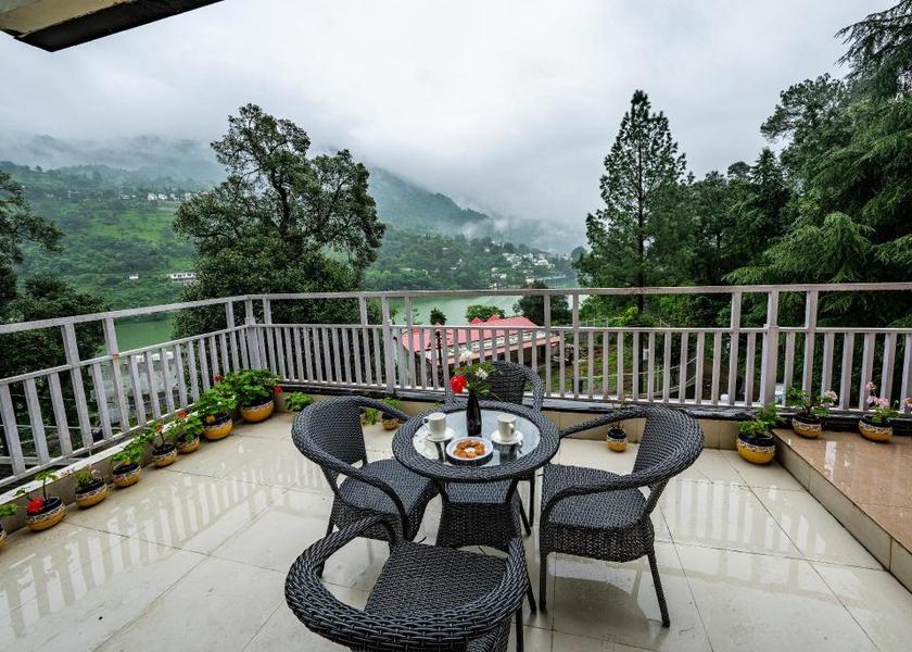 Uttarakhand Nainital Hotel Exterior