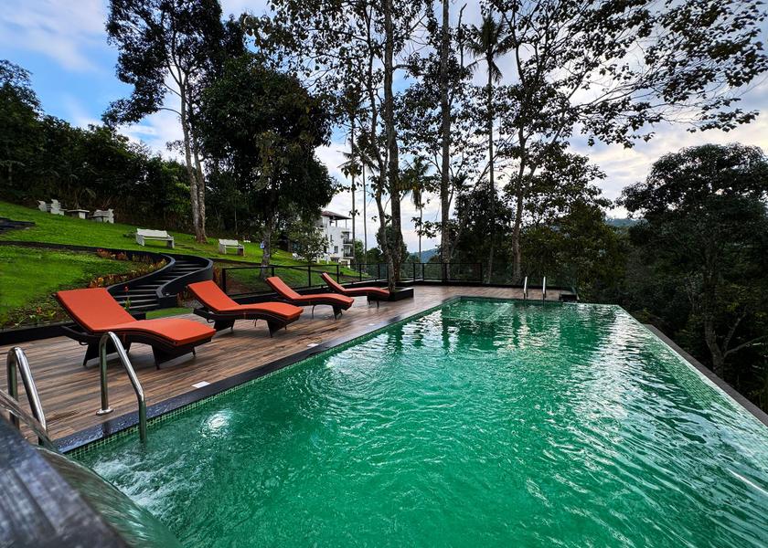 Kerala Munnar Swimming pool