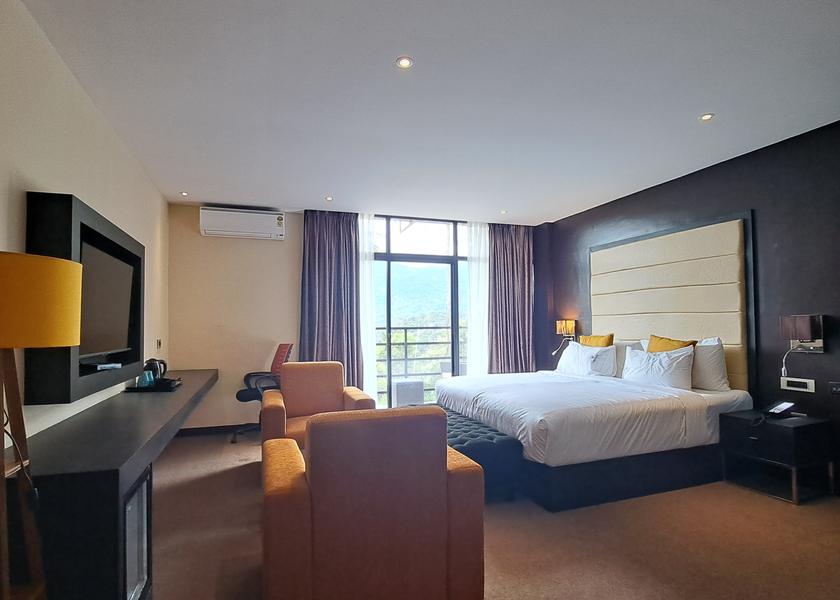 Kerala Munnar Luxury Mountain View Stone Cottage