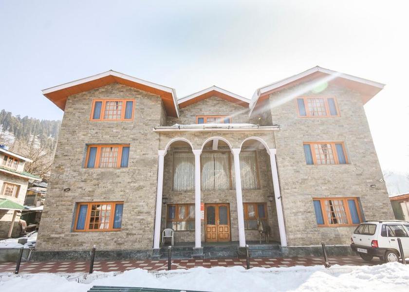 Jammu and Kashmir Pahalgam exterior view