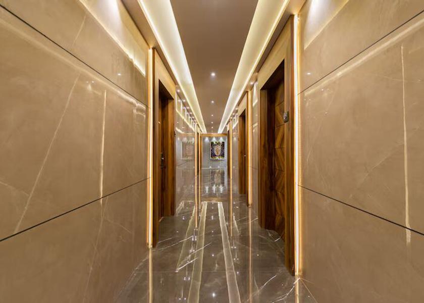 Maharashtra Mumbai Public Areas