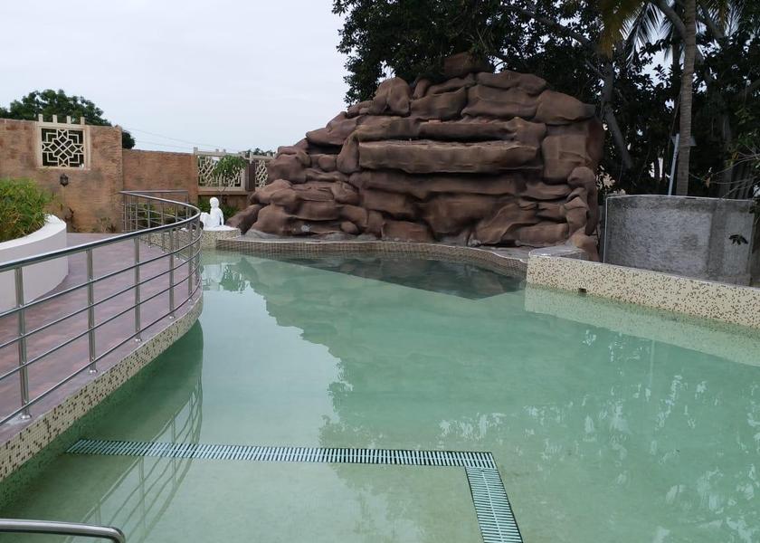 Tamil Nadu Madurai Swimming pool [kids]