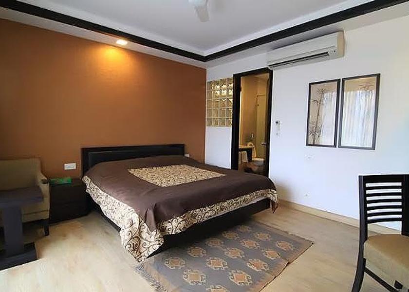 Delhi Delhi 1025