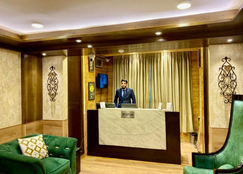 Jammu and Kashmir Gulmarg Public Areas