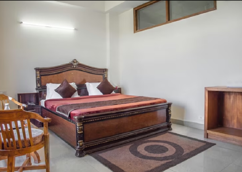 Himachal Pradesh Kasauli Deluxe Room without View