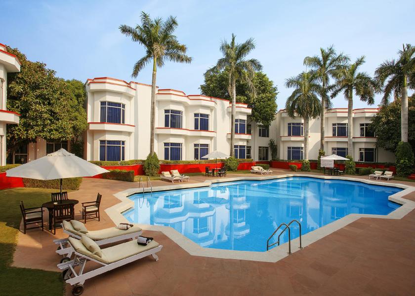 Madhya Pradesh Khajuraho swimming pool [outdoor]