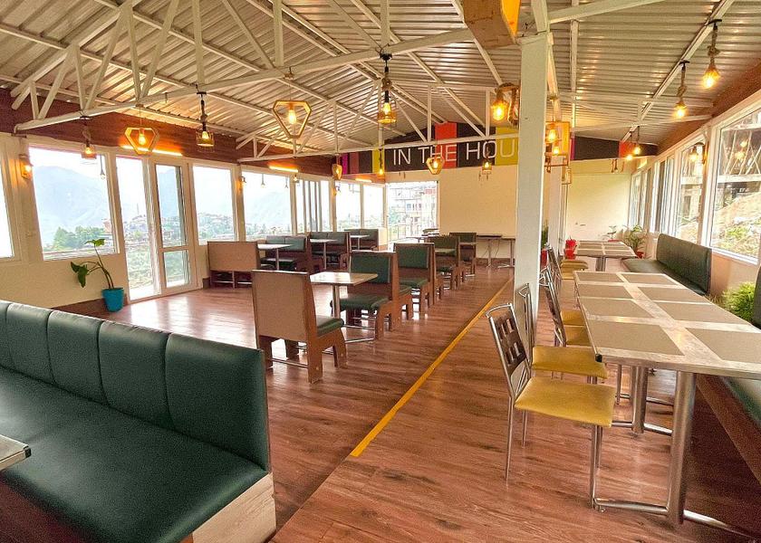 Uttarakhand Mussoorie Food & Dining