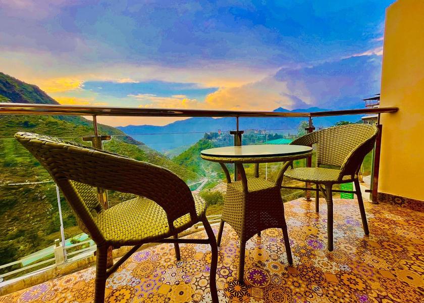 Uttarakhand Mussoorie Food & Dining