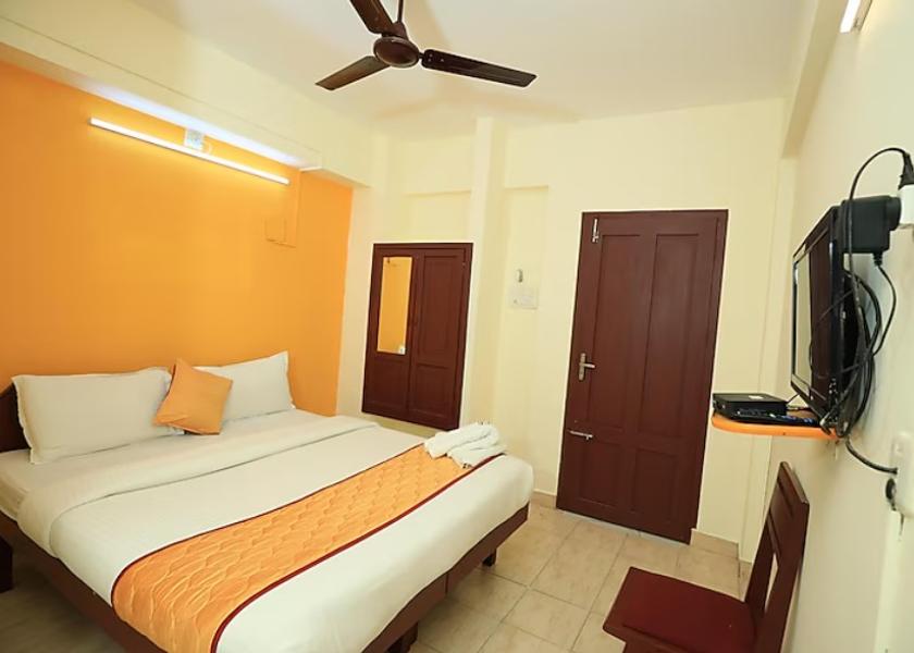 Kerala Thiruvananthapuram DELUXE DOUBLE AC
