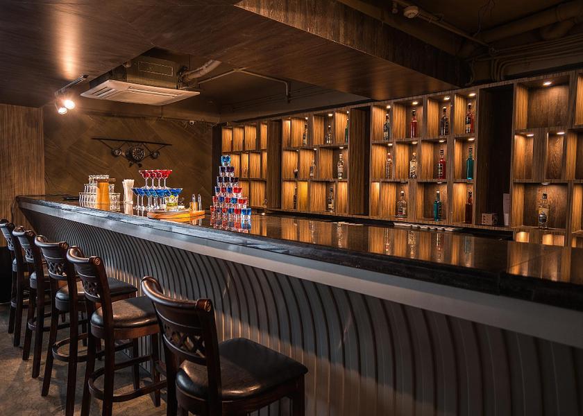 Uttar Pradesh Lucknow Bar/lounge