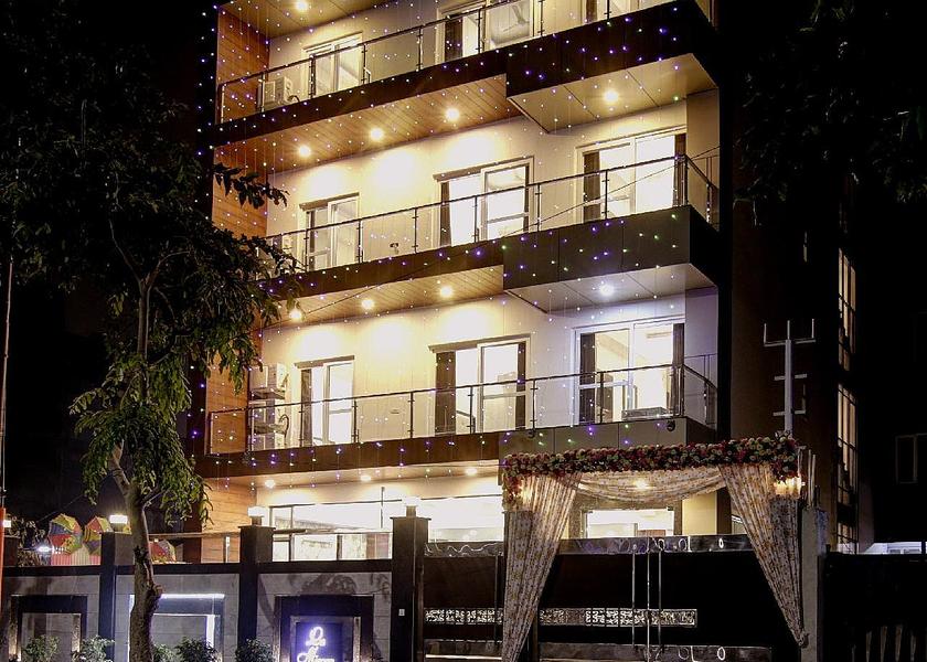 Uttar Pradesh Noida Hotel Exterior