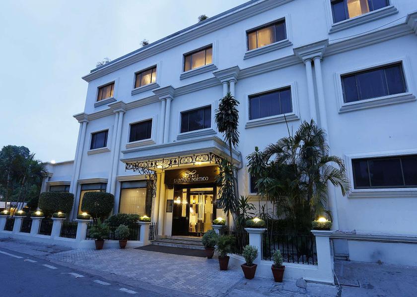 Uttar Pradesh Lucknow Hotel Exterior