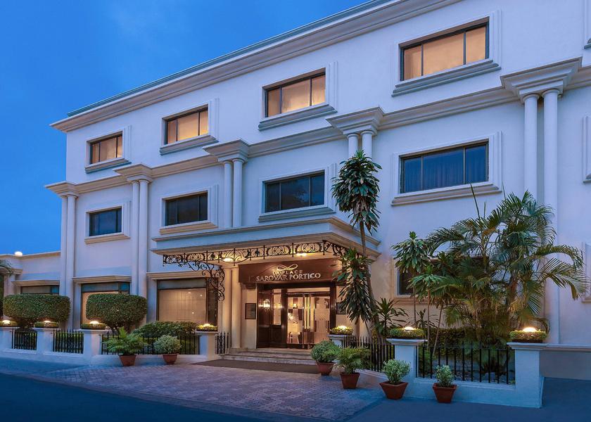 Uttar Pradesh Lucknow Hotel Exterior