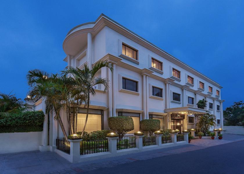 Uttar Pradesh Lucknow Hotel Exterior