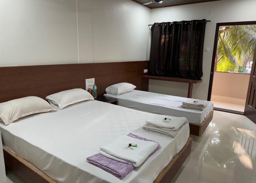 Karnataka Gokarna Deluxe Non AC Room 