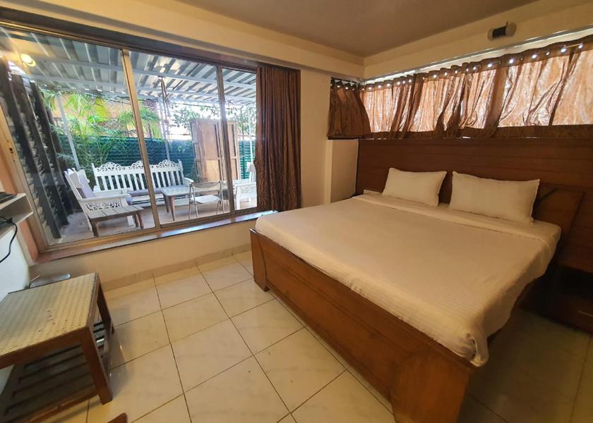 Maharashtra Panchgani Deluxe Double Garden View