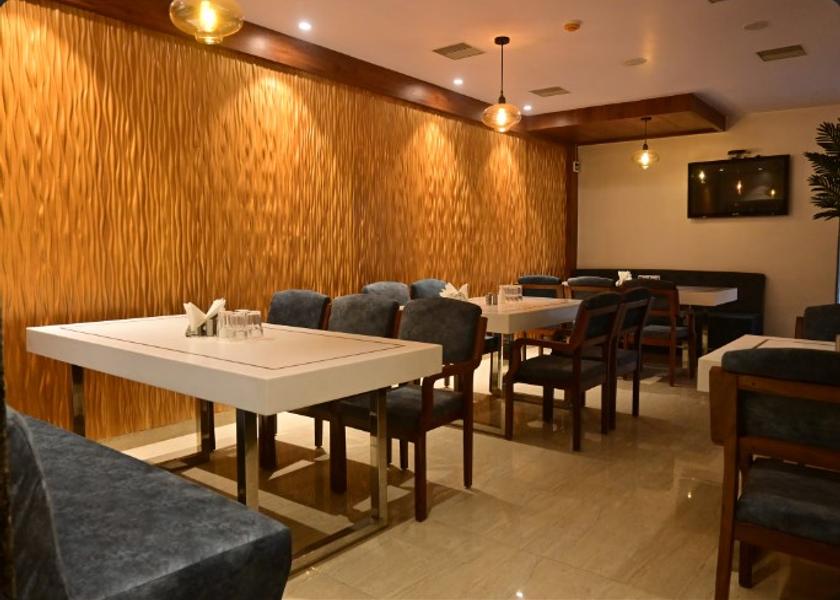 Uttar Pradesh Prayagraj Food & Dining