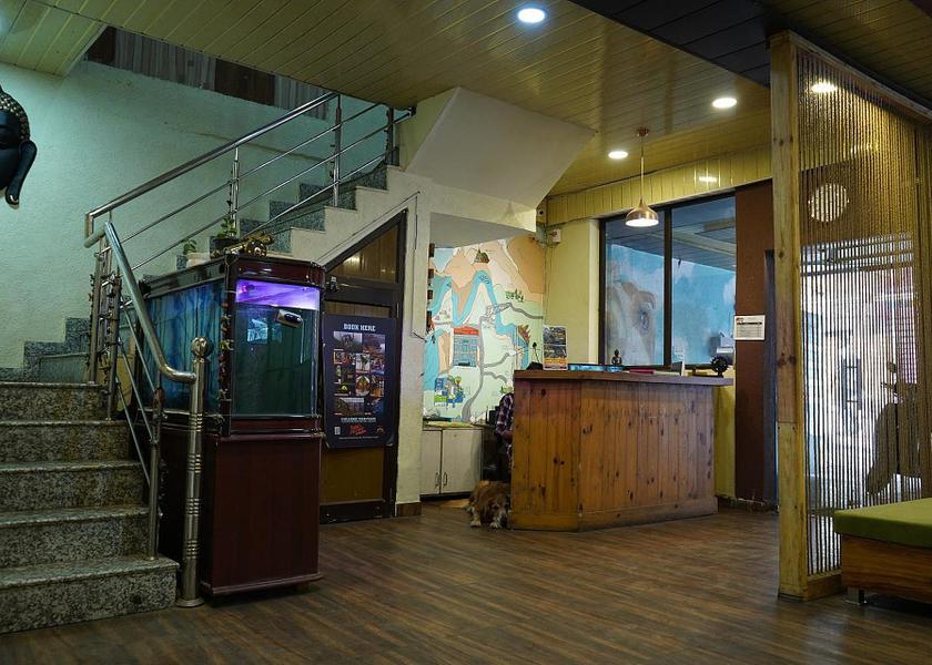 Uttarakhand Rishikesh lobby