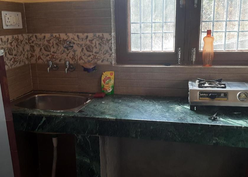 Himachal Pradesh Shimla Apartment with Balcony and Kitchen