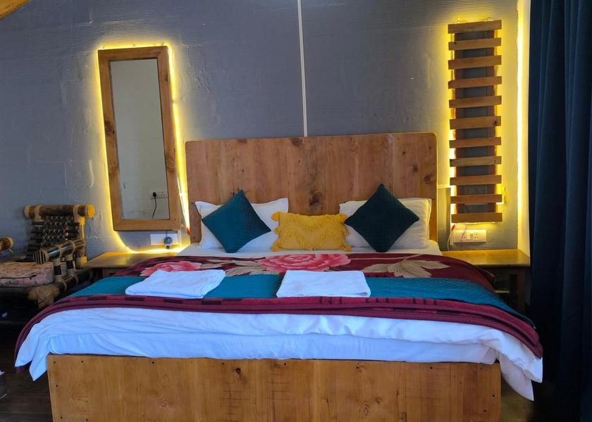 Uttarakhand Chakrata Cottage Room with Double Bed