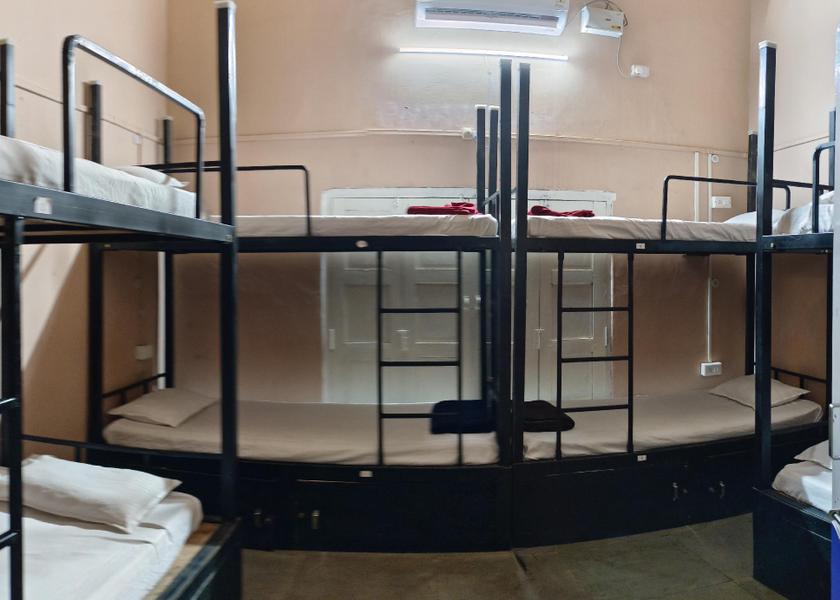 Karnataka Gokarna 8 Bed Dormitory