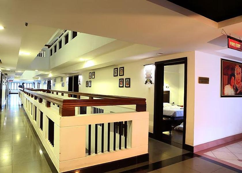 Kerala Munnar Public Areas