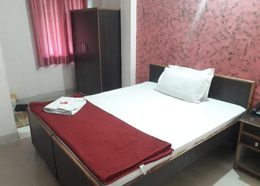 Uttar Pradesh Noida Deluxe Room