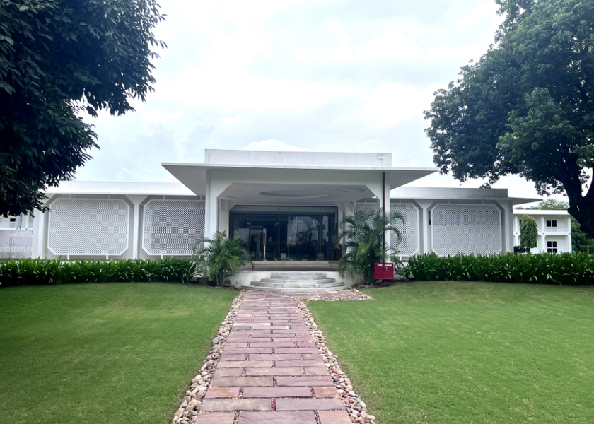 Madhya Pradesh Khajuraho Hotel Exterior