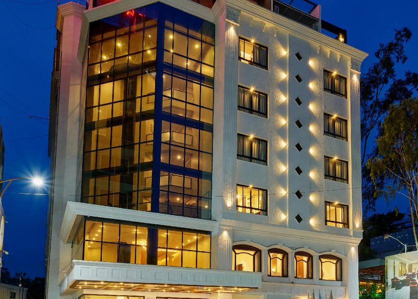 Maharashtra Kolhapur Hotel Exterior