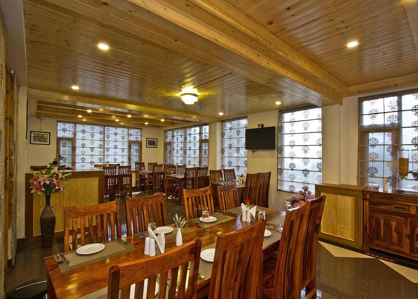 Himachal Pradesh Manali Food and beverages