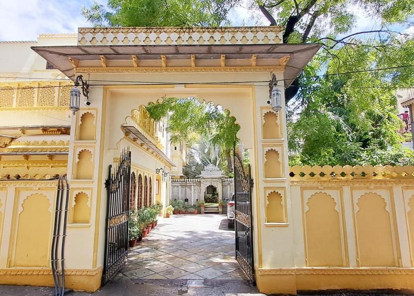 Rajasthan Udaipur entrance