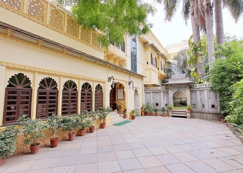 Rajasthan Udaipur Hotel Exterior