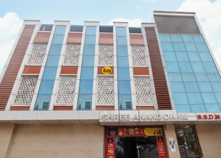 Uttar Pradesh Vrindavan Exterior view