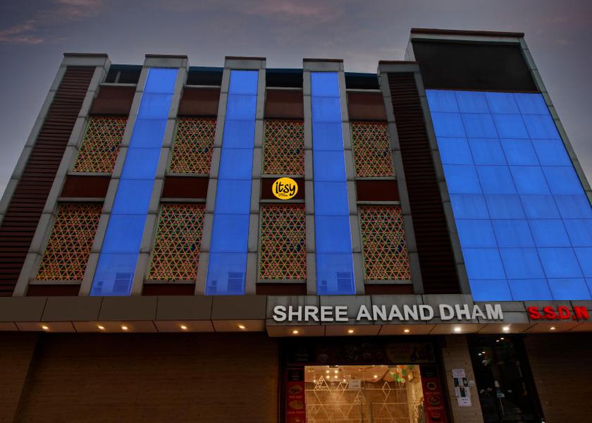 Uttar Pradesh Vrindavan Exterior view