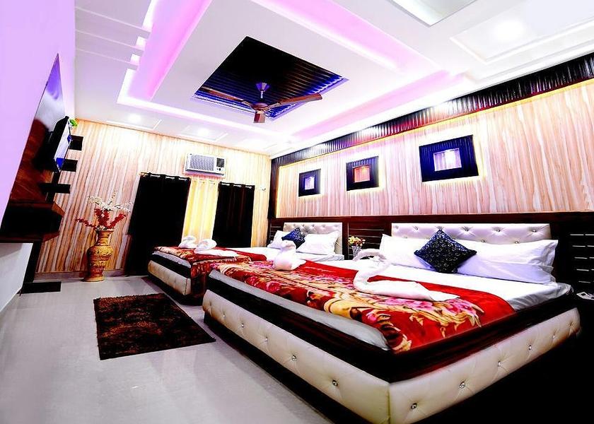 Uttar Pradesh Agra Luxury family room