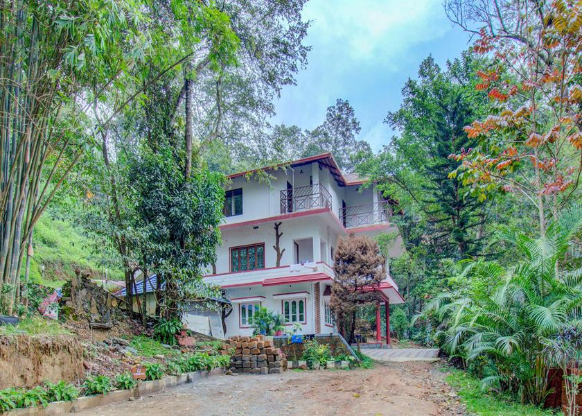 Karnataka Horur Hotel Exterior